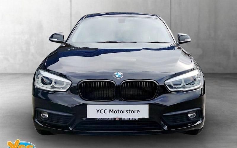 Used BMW 116 Comfort Edition 116 HP (85 kW) 2019 Black Hatchback