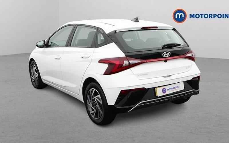 Used Hyundai i20 Advanced 101 HP (74 kW) 2024 Hatchback