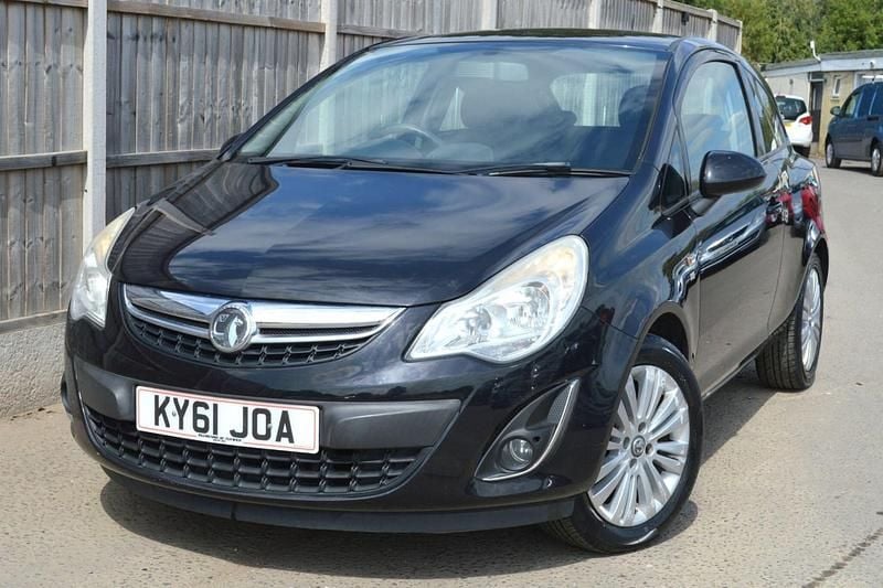 Black Used 2011 Vauxhall Corsa Excite Hatchback | £3,449 (Good price) - Image 1/4