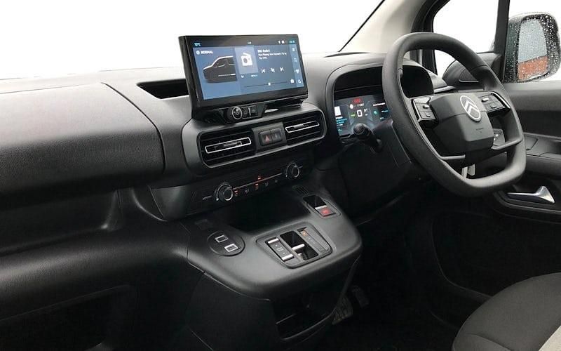 Used Citroën e-Berlingo 100 kW (136 HP) 2025 White MPV