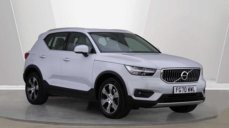 Used 2021 Volvo XC40 Inscription SUV | £22,995 (Fair price) - Image 1/3