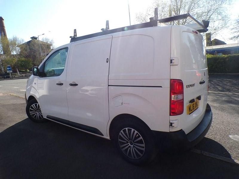 Gebraucht Peugeot Expert 2018 Weiß Van