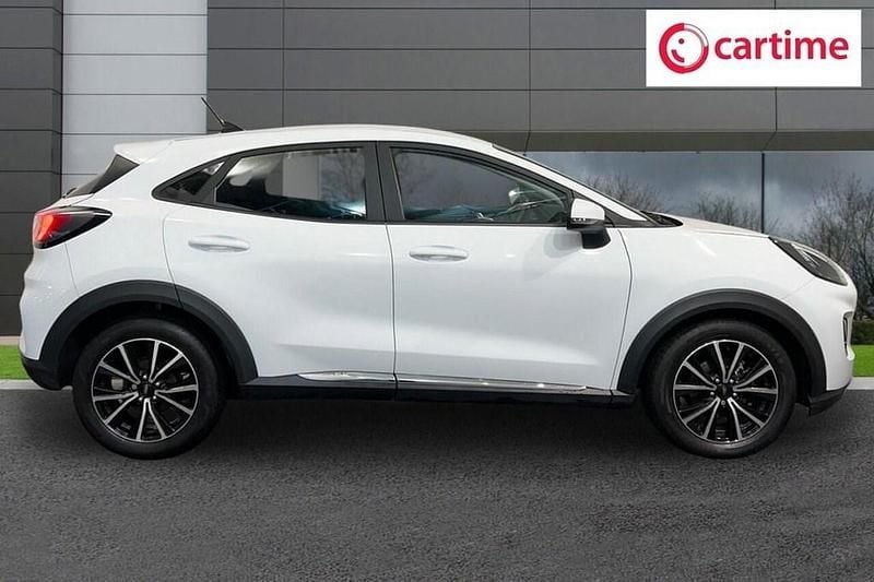 Used Ford Puma Titanium 125 HP (91 kW) 2022 White SUV