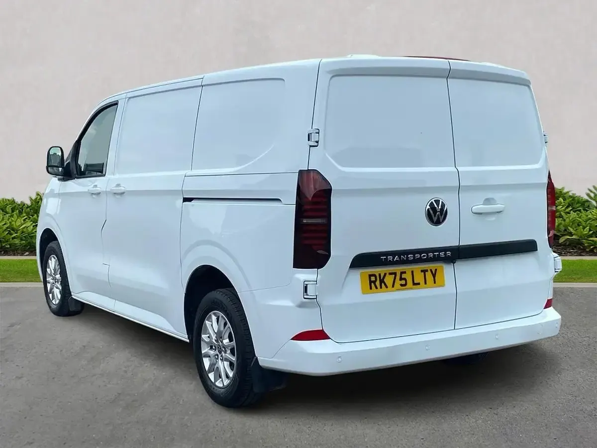 Used VW T7 S 150 HP (110 kW) 2025 White Van