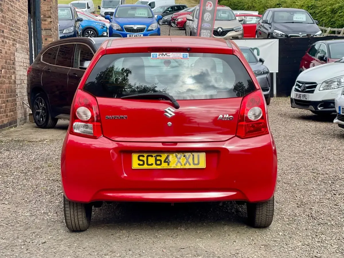Used Suzuki Alto 2014 Red Hatchback
