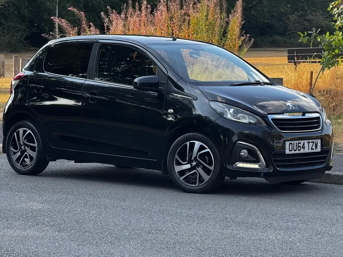 Used Peugeot 108 Allure 82 HP (60 kW) 2015 Black Hatchback