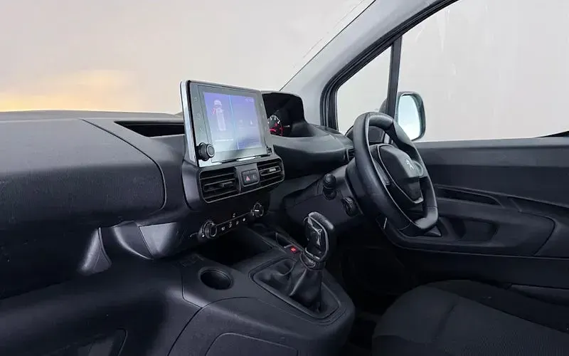 Used Peugeot Partner 102 HP (75 kW) 2021 MPV