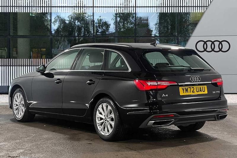 Used Audi A4 Comfort 150 HP (110 kW) 2023 Black Estate