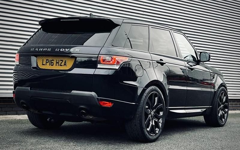 Used Land Rover Range Rover Sport HSE 306 HP (225 kW) 2016 Black SUV