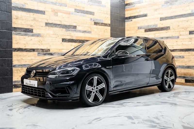 Used VW Golf VII R 310 HP (228 kW) 2017 Black Hatchback