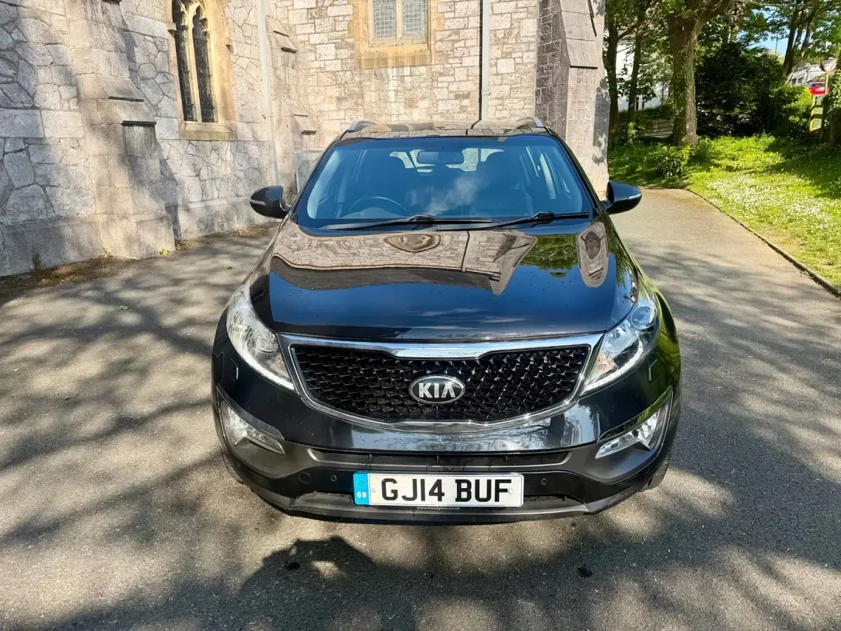 Usado Kia Sportage 115 HP (84 kW) 2014 Preto SUV