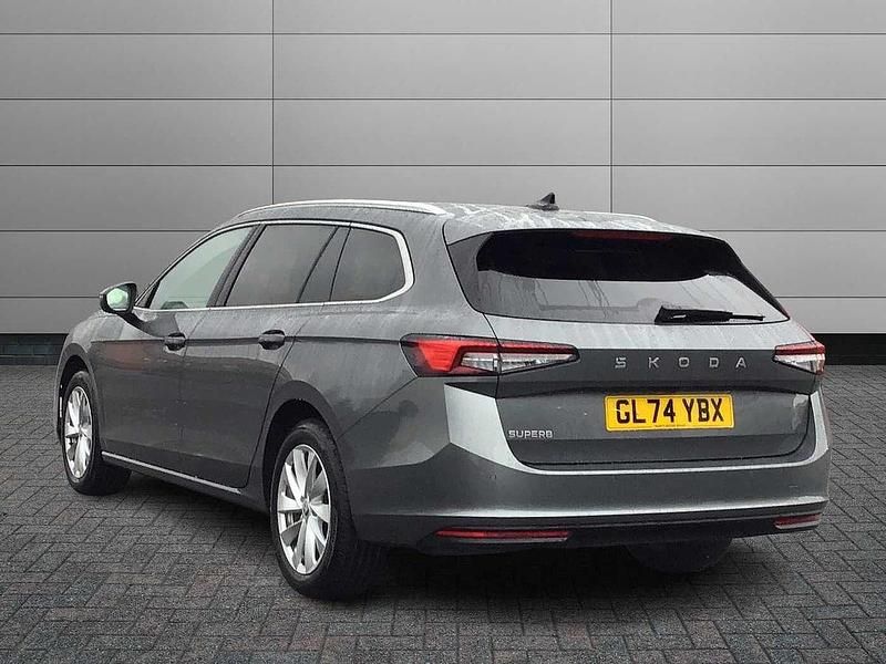 Used Skoda Superb SE Technology 110 HP (80 kW) 2024 Graphite grey metallic Estate