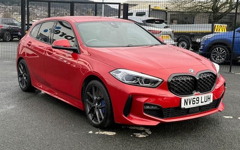 Used BMW 118 M Sport 150 HP (110 kW) 2020 Red Hatchback