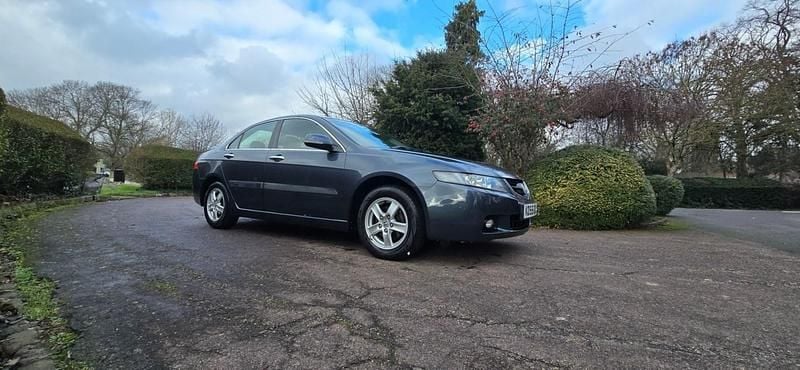 Used Honda Accord Executive 2005 Silver Sedan