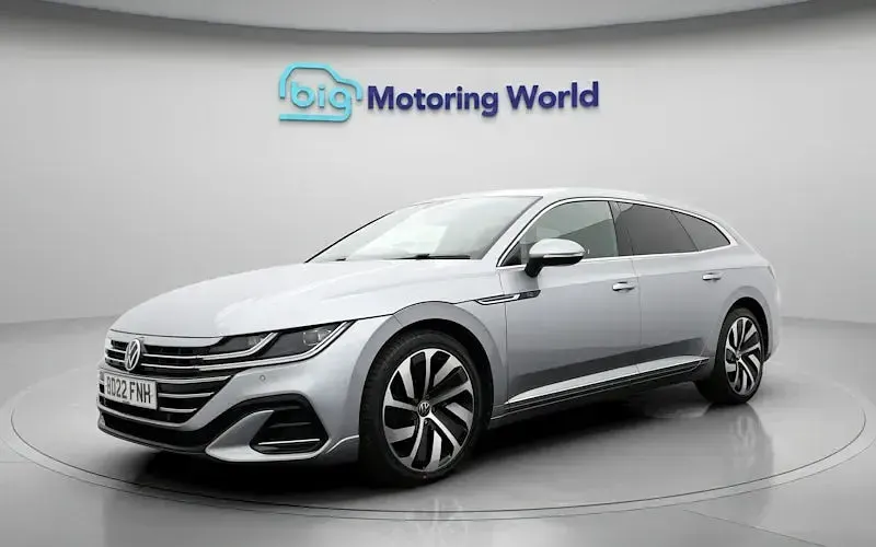 Used VW Arteon R-line 190 HP (139 kW) 2024 Estate