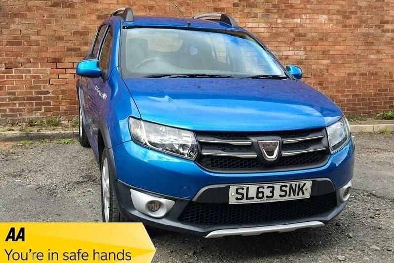 Used Dacia Sandero Lauréate 90 HP (66 kW) 2013