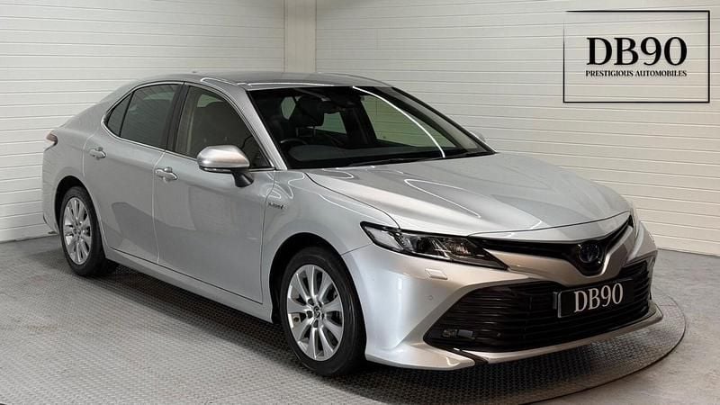Silver Used 2021 Toyota Camry Design Sedan | £21,995 (Fair price) - Image 1/4