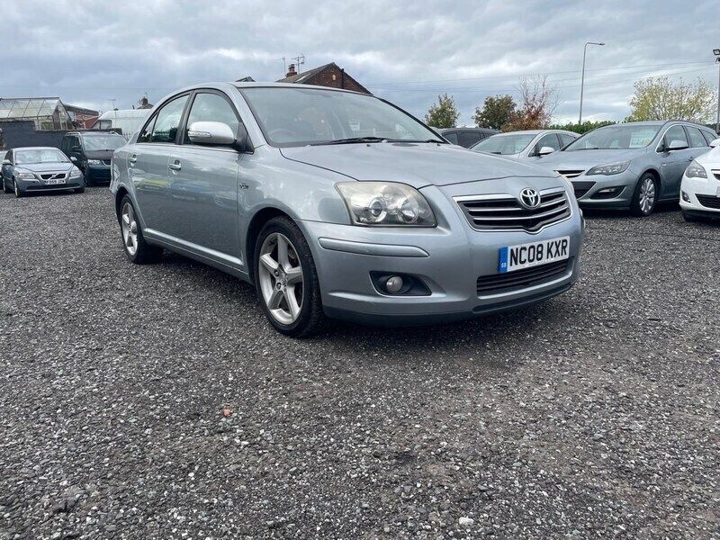 Silver Used 2008 Toyota Avensis T1 Hatchback | £1,995 - Image 1/4