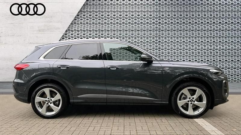 Used Audi Q5 S-Line 268 HP (197 kW) 2025 Grey SUV
