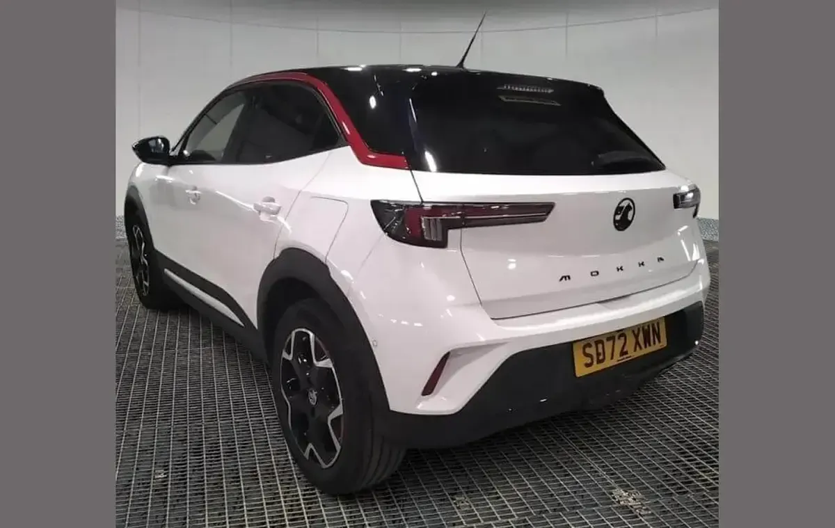 Used Vauxhall Mokka GS Line 128 HP (94 kW) 2022 White SUV