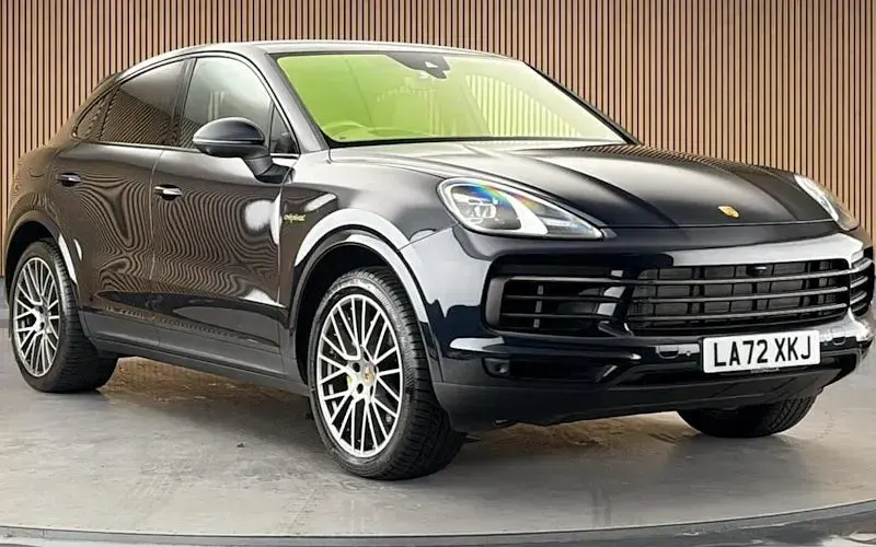 Used Porsche Cayenne Platinum Edition 462 HP (339 kW) 2022 SUV