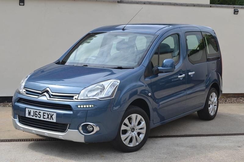 Blue Used 2015 Citroën Berlingo MPV | £8,290 (Fair price) - Image 1/4
