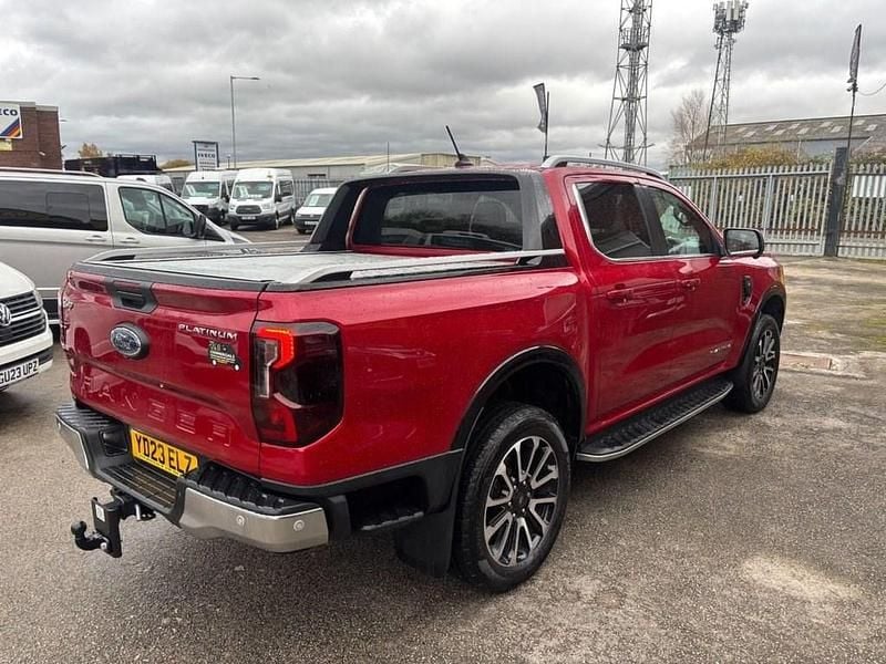 Used Ford Ranger Platinum 240 HP (176 kW) 2023 Red Pickup