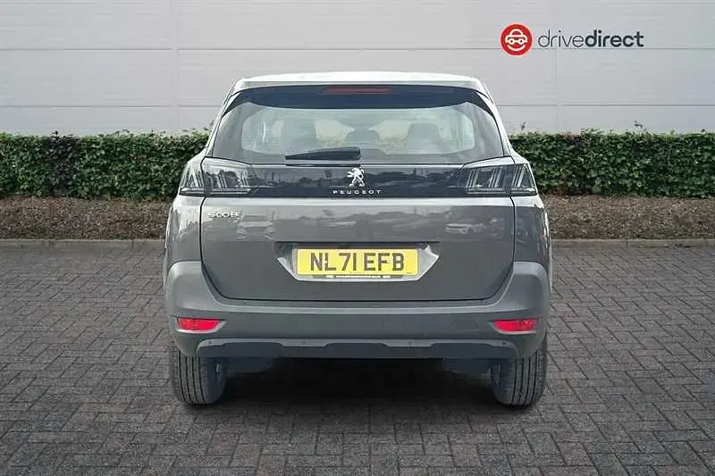 Used Peugeot 5008 Active Premium 130 HP (95 kW) 2022 Grey SUV