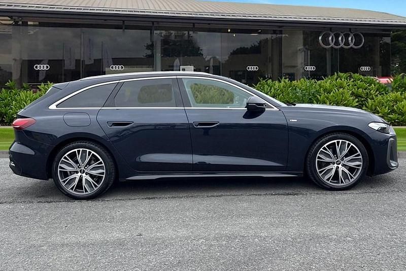 Used Audi A5 S-Line 204 HP (150 kW) 2025 Blue Estate