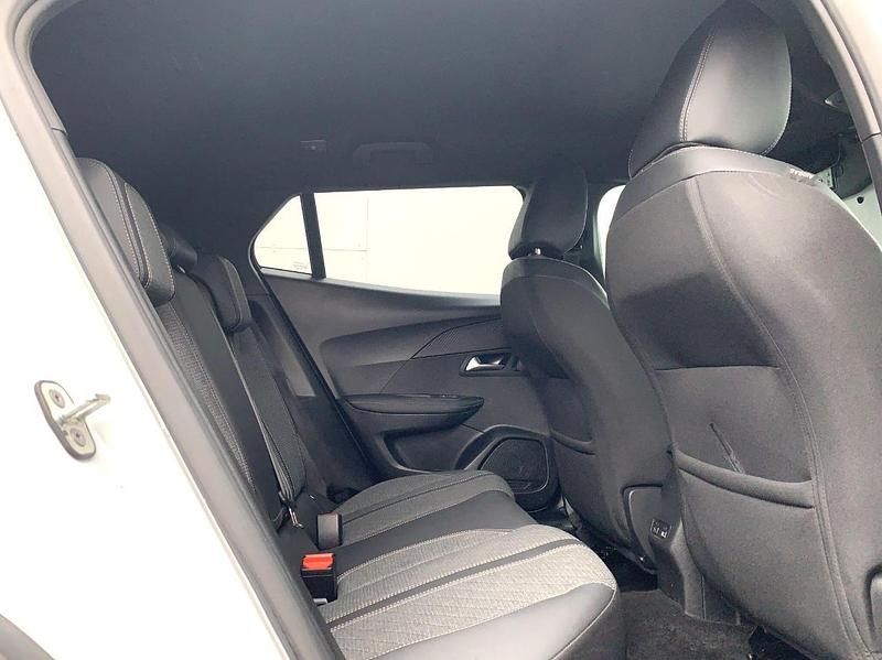 Used Peugeot e-2008 Allure 98 kW (134 HP) 2024 White SUV