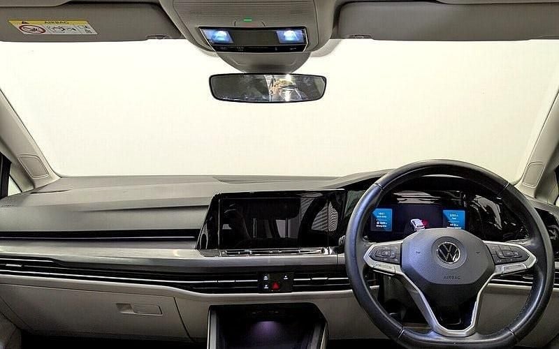 Used VW Golf VIII Style 150 HP (110 kW) 2023 Hatchback