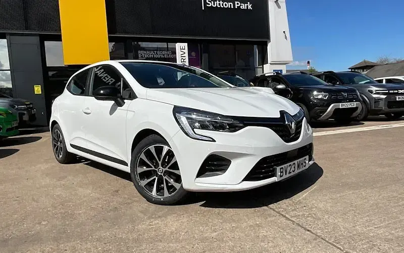 Used Renault Clio Evolution 90 HP (66 kW) 2023 Hatchback