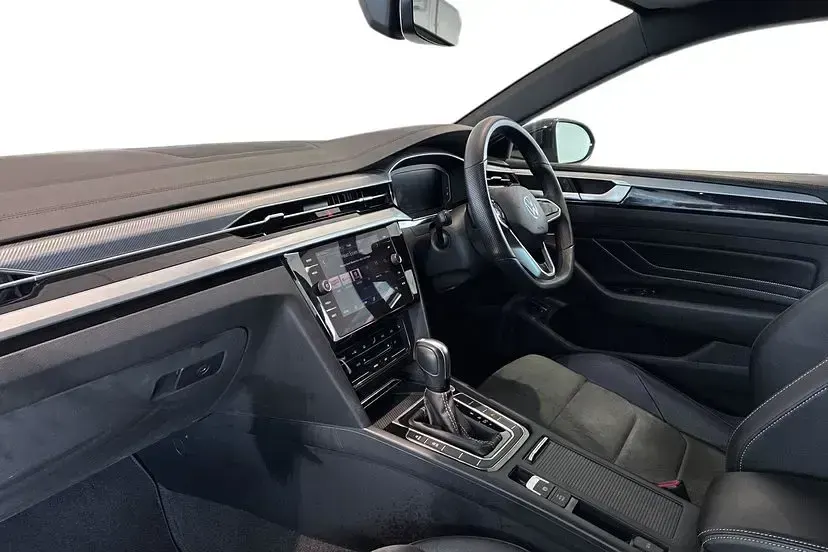Used VW Arteon R-line 190 HP (139 kW) 2023 Black Estate