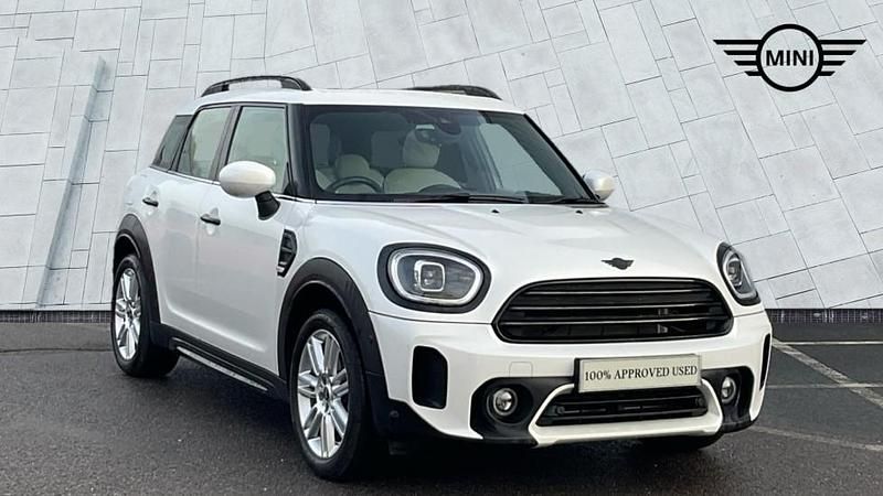 White Used 2023 Mini Cooper Countryman Exclusive SUV | £27,950 (A bit pricey) - Image 1/4