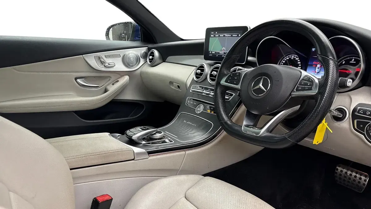 Used Mercedes C220 AMG line 170 HP (125 kW) 2018 Brilliant blue Coupe