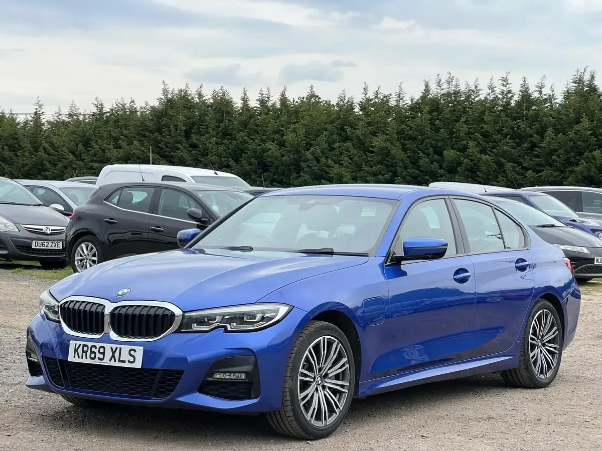 Used BMW 330e M Sport 2019 Blue Sedan