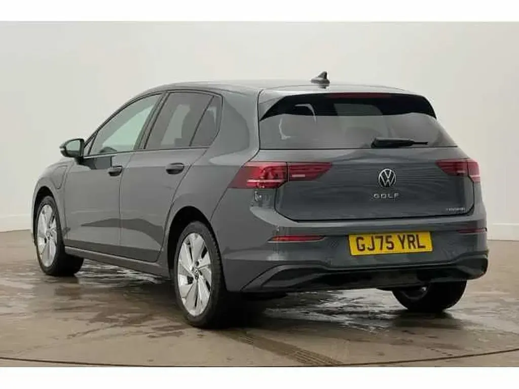 Used VW Golf VIII 204 HP (150 kW) 2025