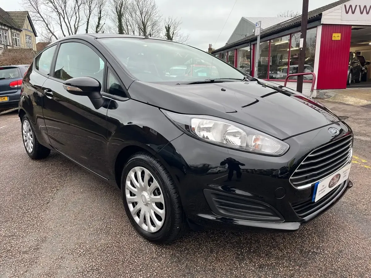 Used Ford Fiesta Style 82 HP (60 kW) 2014 Black Hatchback