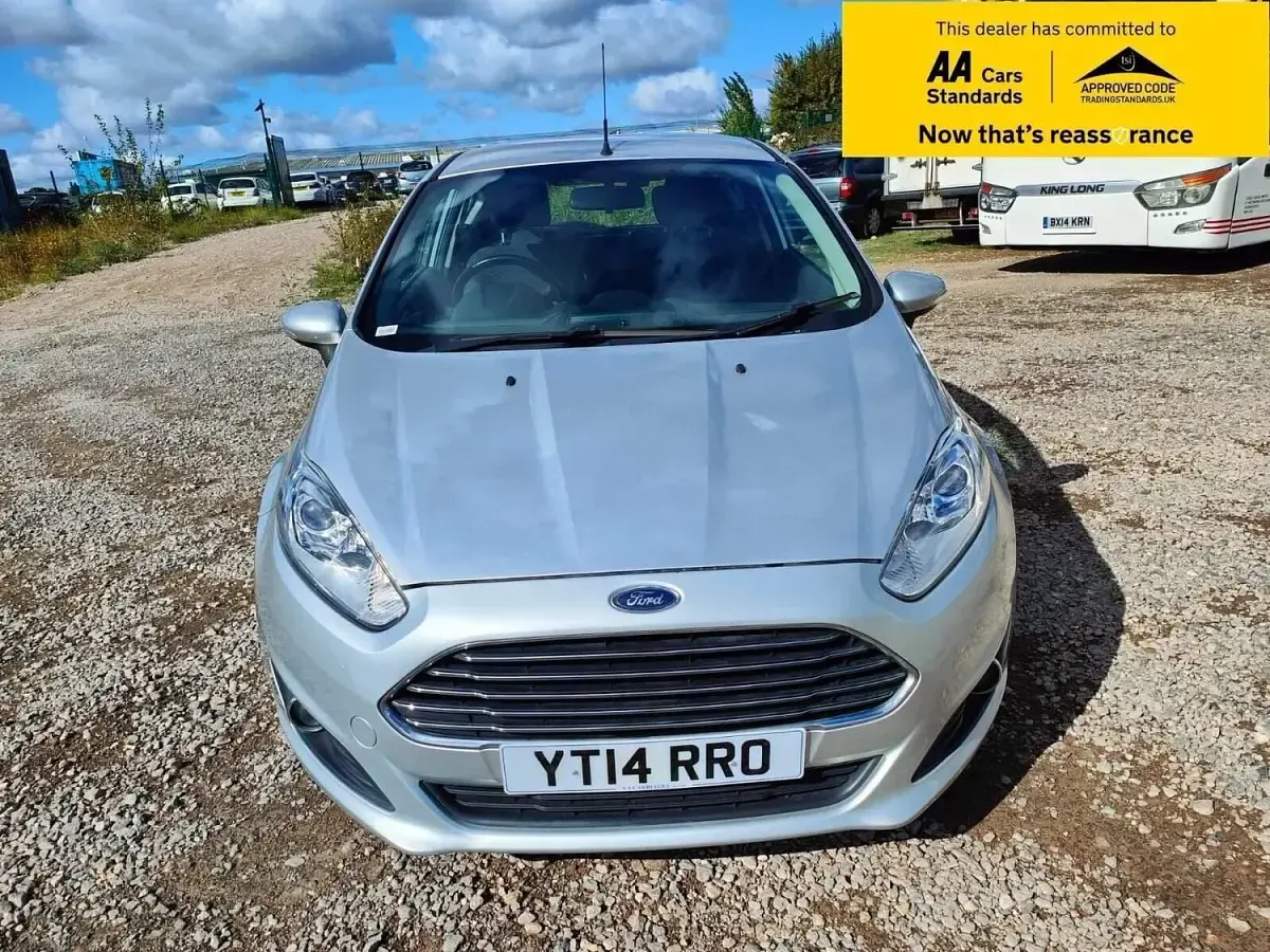 Used Ford Fiesta Zetec 2014 Silver Hatchback