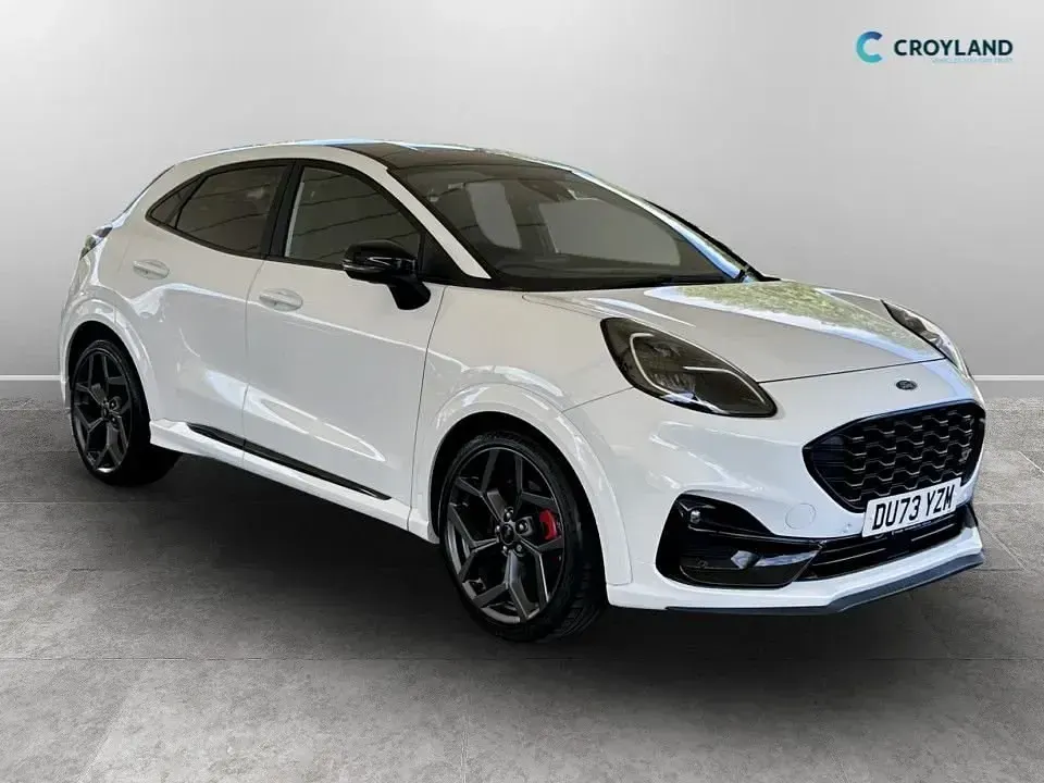 Begagnad Ford Puma ST 170 HK (125 kW) 2023 Vit SUV
