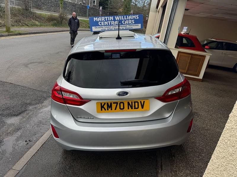 Used Ford Fiesta Trend 95 HP (69 kW) 2020 Silver Hatchback