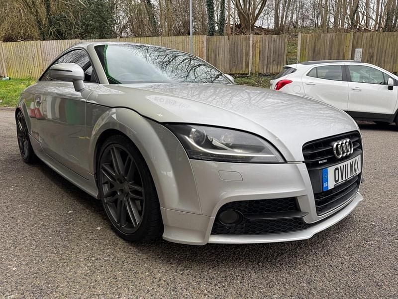 Used Audi TT 211 HP (155 kW) 2011 Silver Coupe