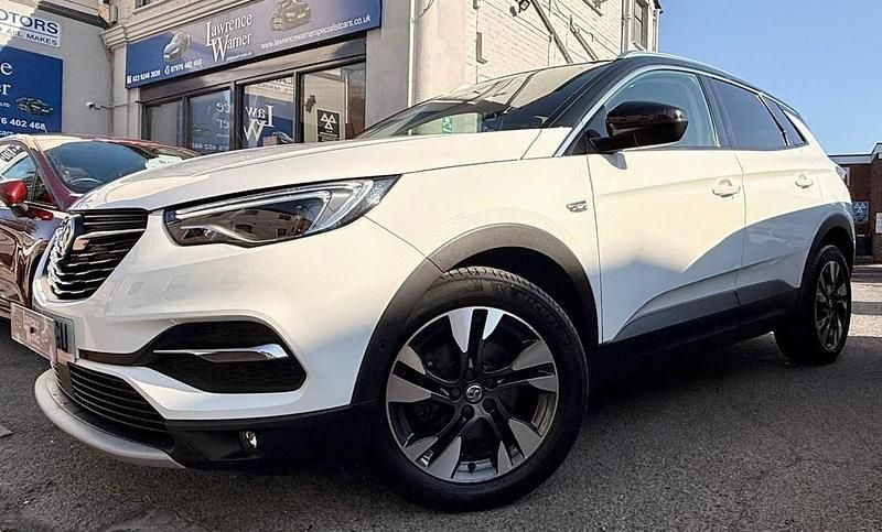 Used Vauxhall Grandland X Ultimate 177 HP (130 kW) 2019 White SUV