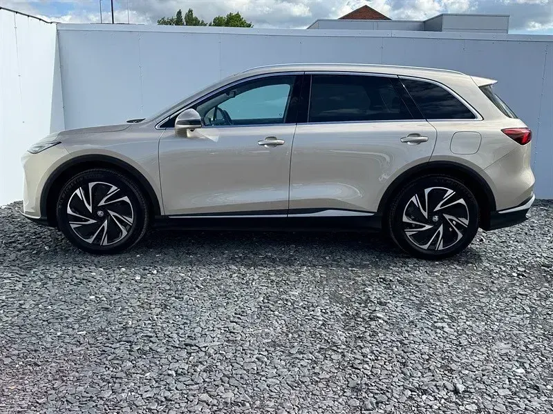 Used MG MGS6 EV 180 kW (245 HP) 2025 SUV