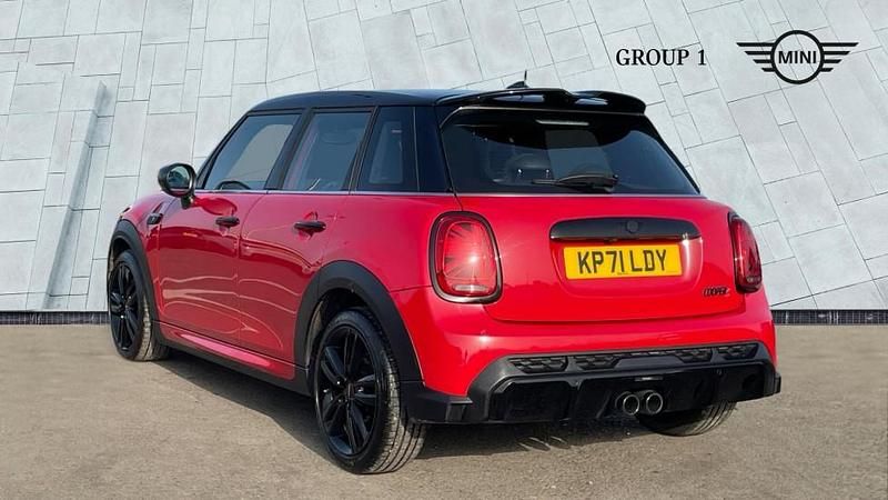 Used Mini Cooper S Hatch 176 HP (129 kW) 2021 Red Hatchback