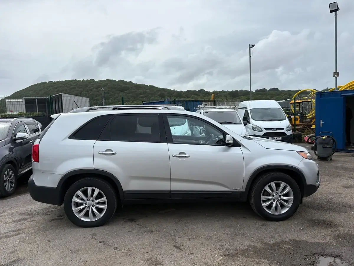 Used Kia Sorento 2012 Silver SUV