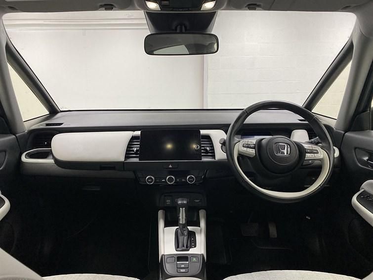 Begagnad Honda Jazz Hybrid 2022 Grå Halvkombi