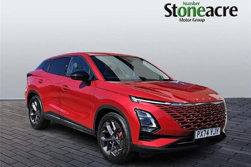 Red Used 2024 Omoda 5 SUV | £22,500 (A bit pricey) - Image 1/4