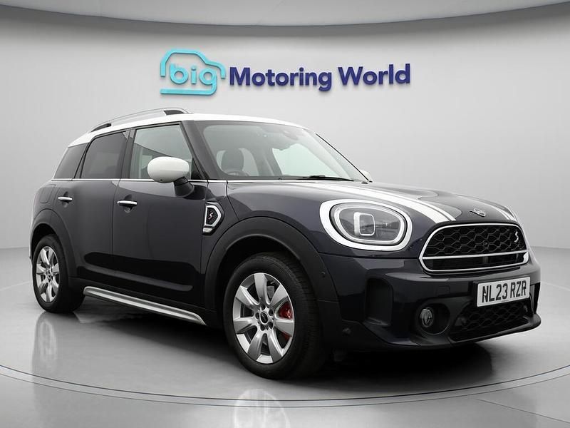 Blue/black Used 2023 Mini Cooper S Countryman Comfort SUV | £26,000 (Fair price) - Image 1/4