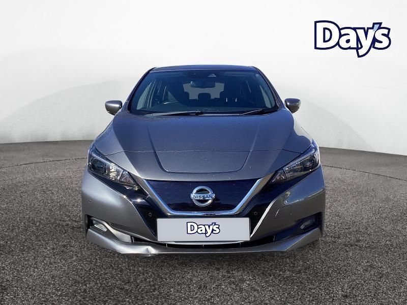 Used Nissan Leaf N-Connecta 110 kW (150 HP) 2021 Grey Hatchback